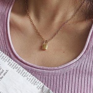 18k Dainty Padlock Pendant Chain Necklace